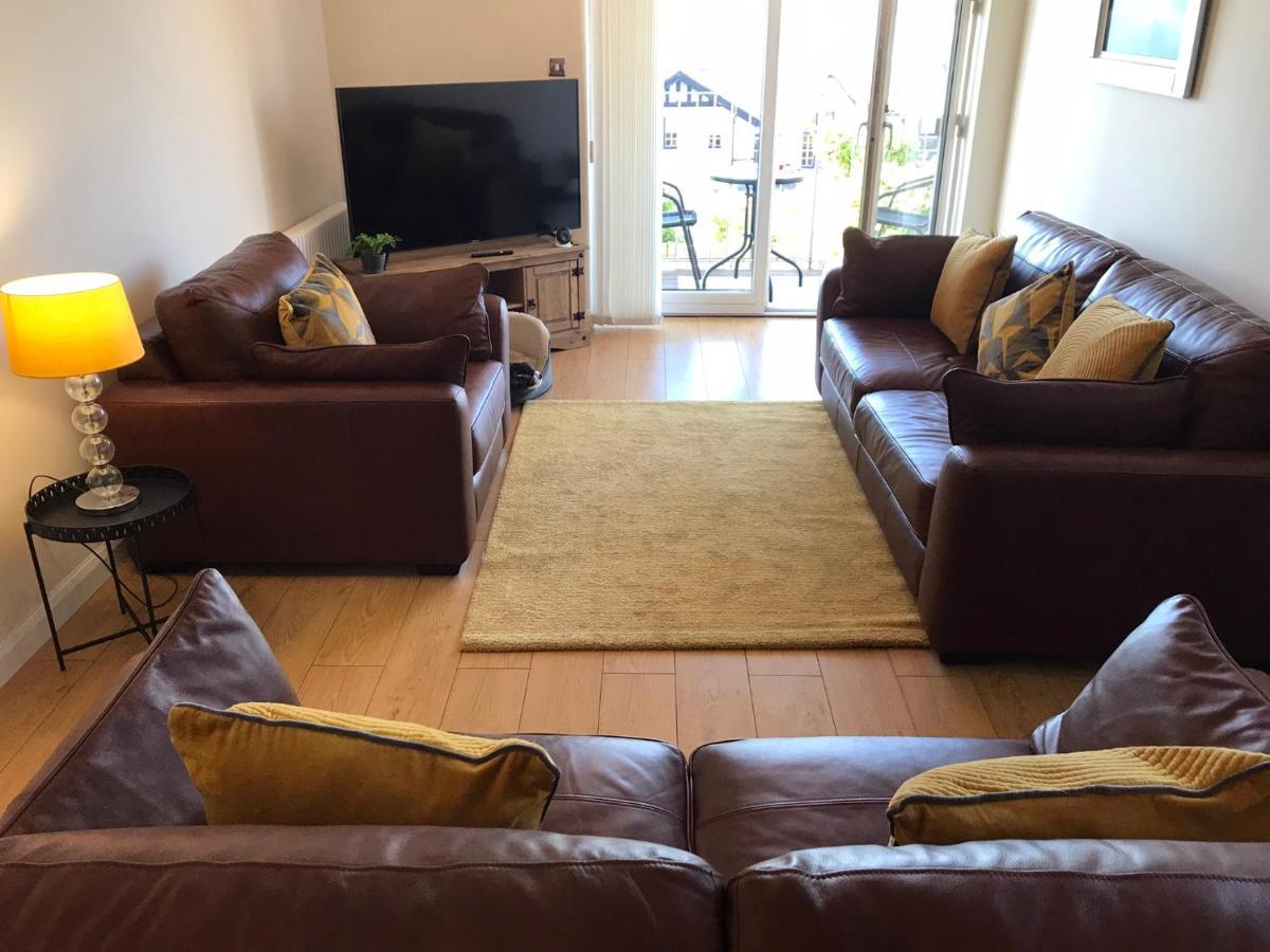 Beautiful 3-Bed Apartment In Gourock Eksteriør bilde